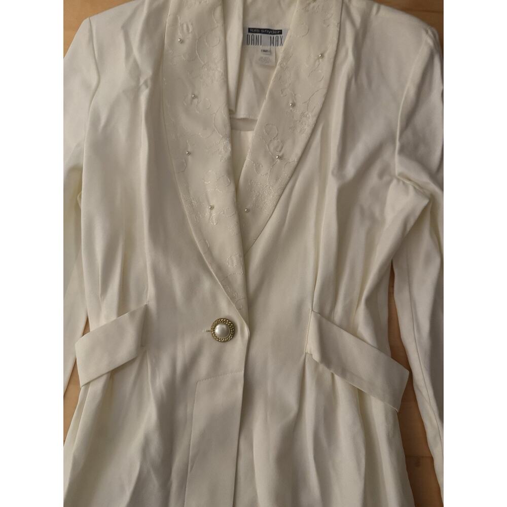 VTG Dani Maxi White V Neck Pearl Button Coat Studded Embroidered 12 - Picture 2 of 8